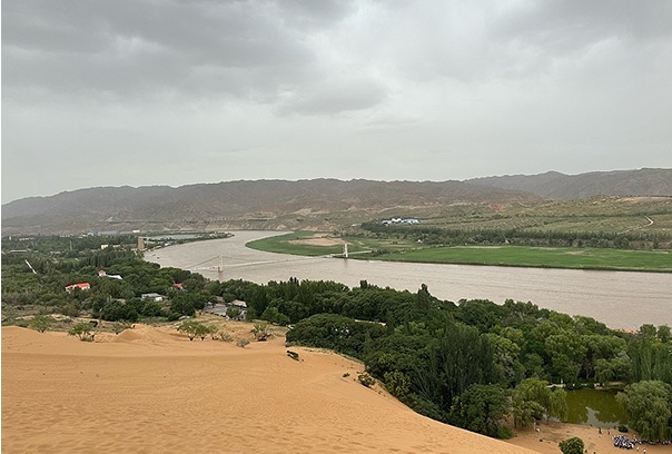 腾格里沙漠.png 腾格里沙漠.png