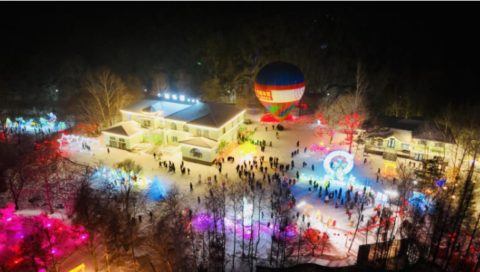 伊春森工花灯展现场 綦.png